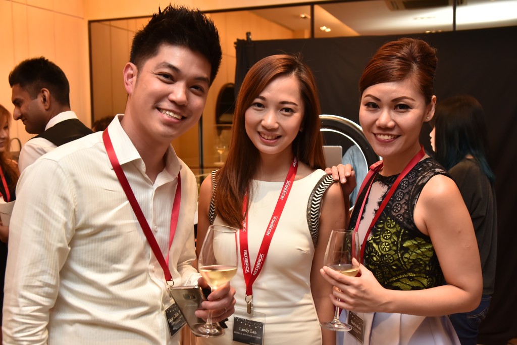 (L-R): Tong Teck Chin (Assistant Vice President, Retail Banking Department Mortgage Sales, Bank of China), Landy Lan (Associate Director, Redbrick Mortgage Advisory), Shirlyn Koh (Business Manager, Retail Banking Department Mortgage Sales, Bank of China)