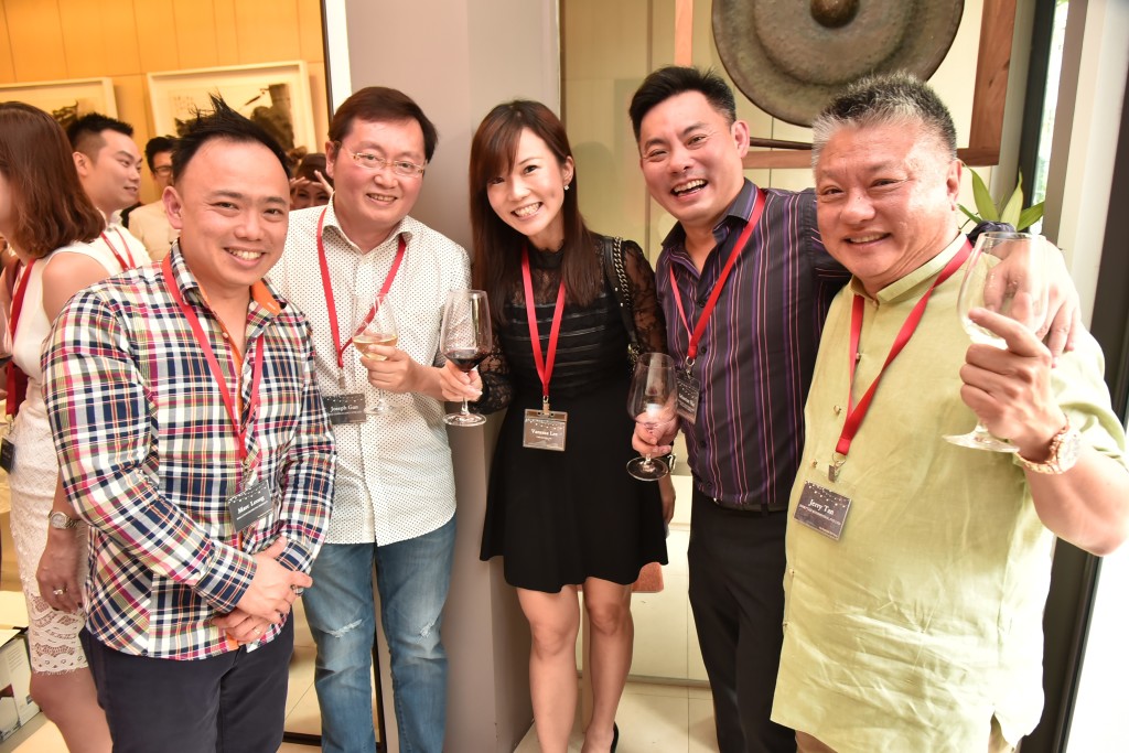 (L-R): Marc Leong (Executive Vice President, Business Development, Consumer Finance, Maybank), Joseph Gan (Director, Valuation and Consultancy, ECG), Vanessa Lee (Senior Vice President, Acquisitions & Channel Management Head, DBS), Sebastian Hia (Head, Client Acquisition, Standard Chartered Bank), Jerry Tan (Founder, JTResi)